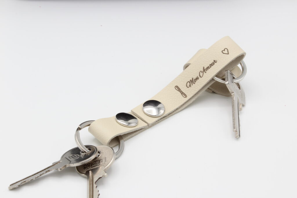 attaches porte cles cuir vachette beige mon amour (1)