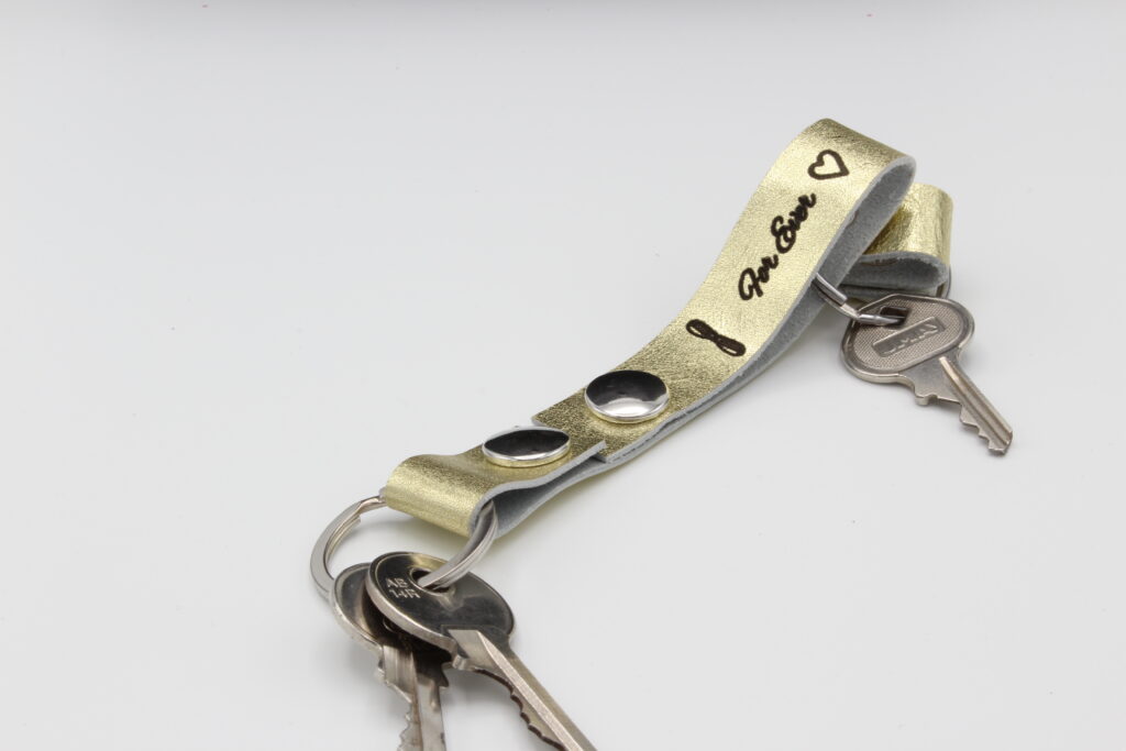 attaches porte cles cuir vachette dore for ever (2)