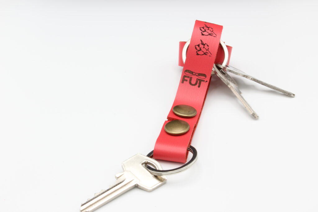 attaches porte cles cuir vachette fushia tulipes (1)