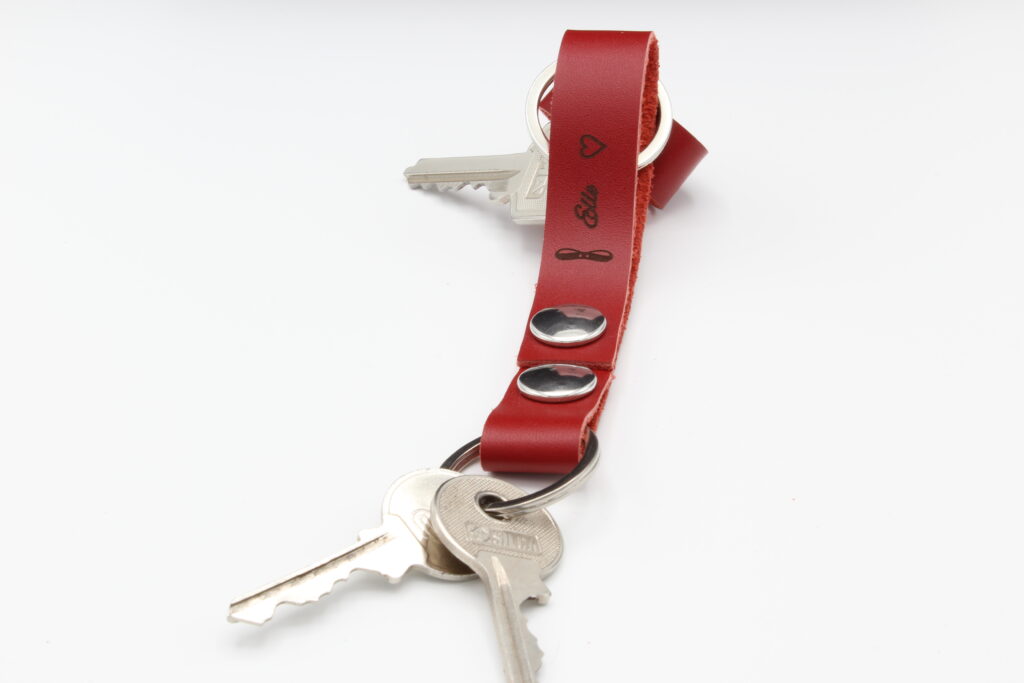 attaches porte cles cuir vachette rouge elle (2)