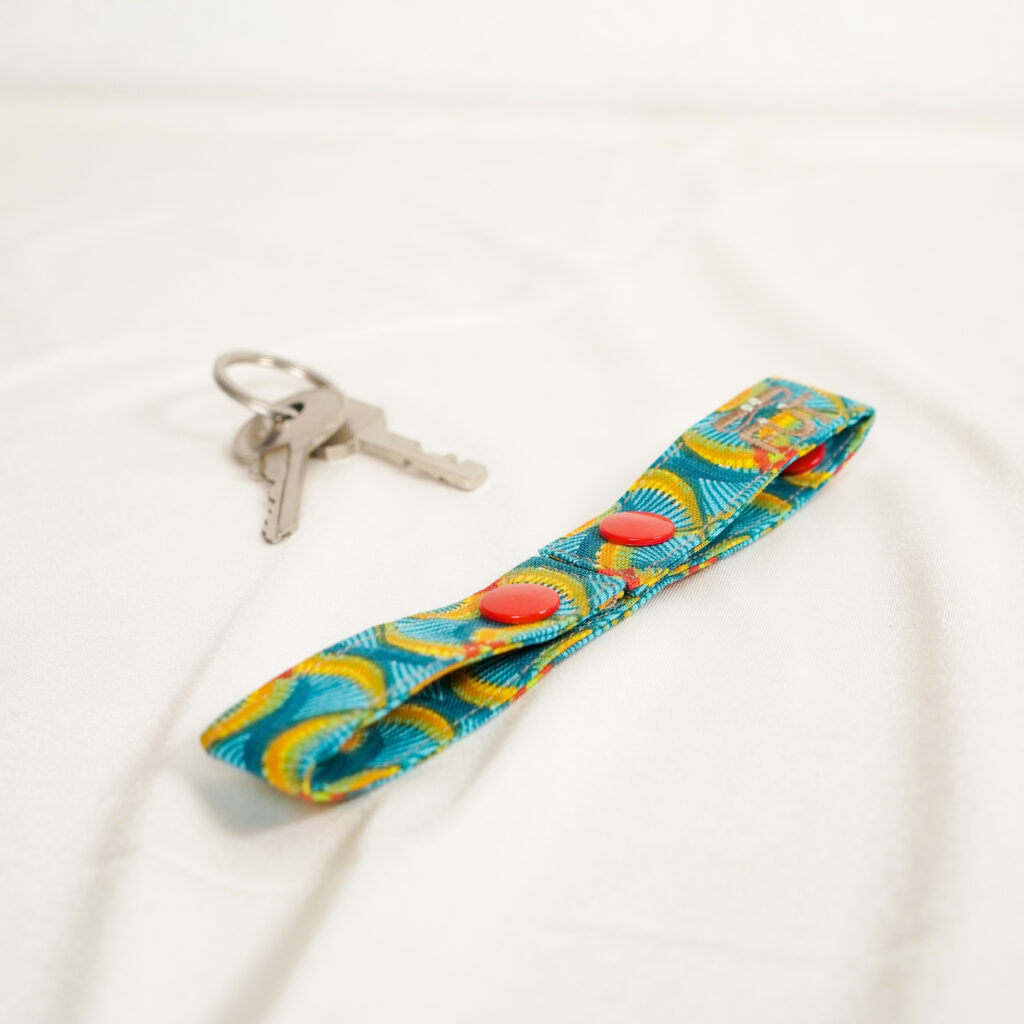 fut' simili tissu barriolé