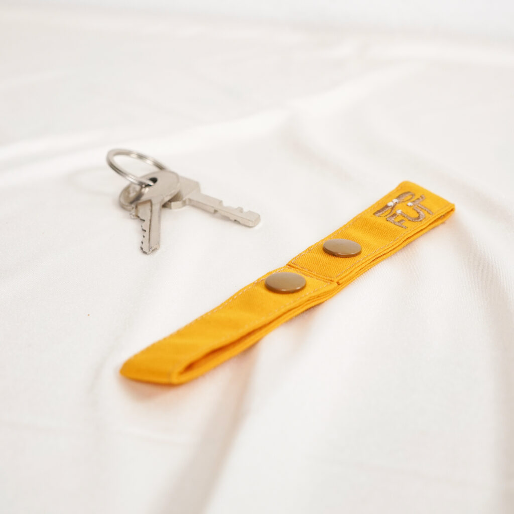 fut' simili tissu orange